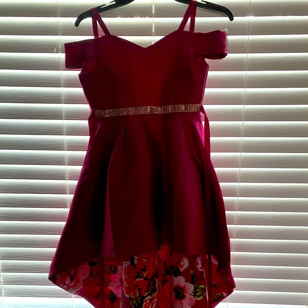 Brand new eight years Beautiful dress